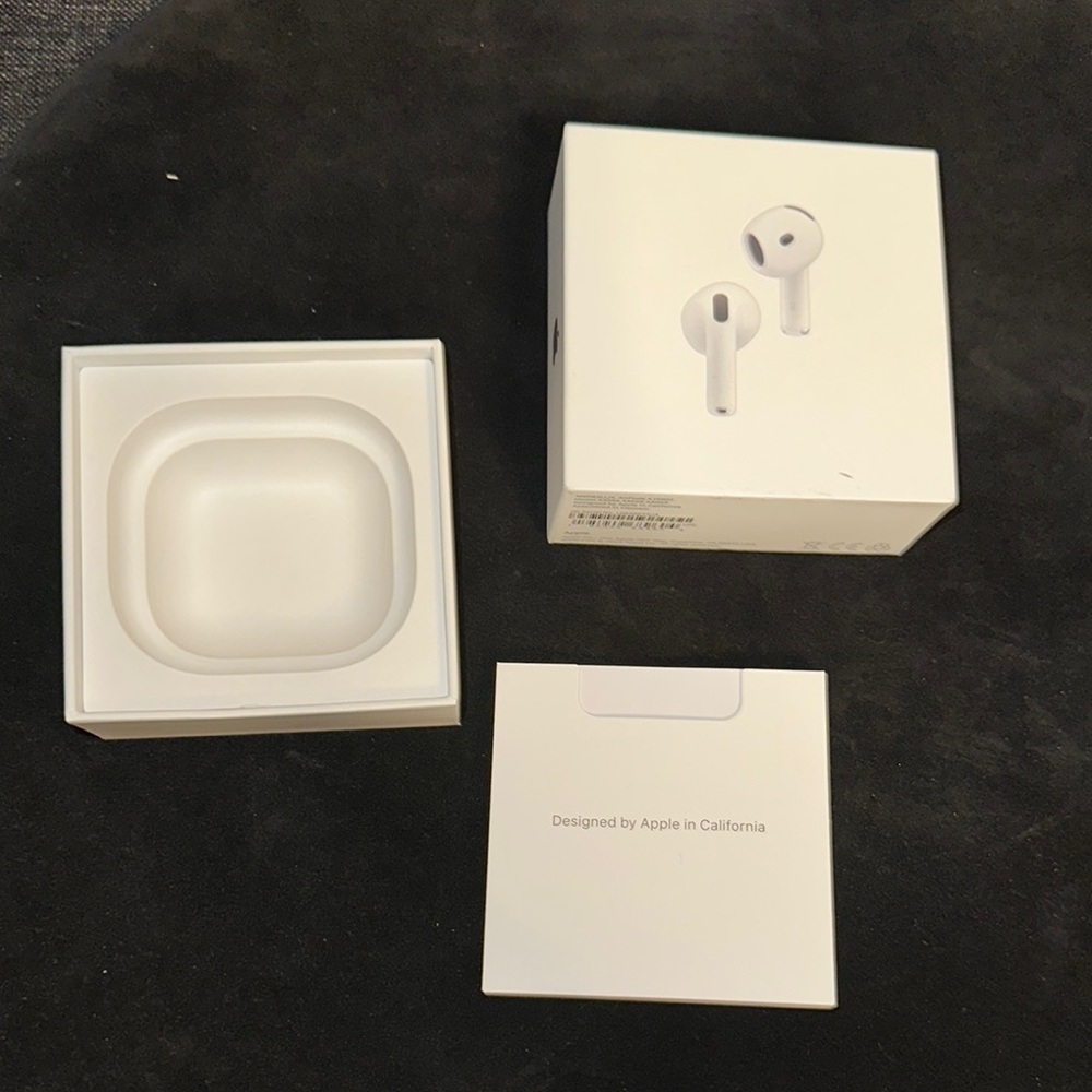 Apple Airpods 4 box ONLY - Picture 3 of 3